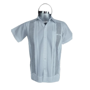 Guayabera de Lino con Detalle Negro en Solapas